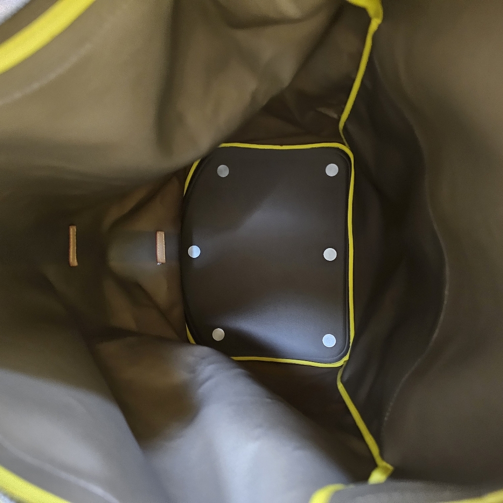 Louis Vuitton N°0284 Golf Bag Lime Green Limited Edition, Louis Vuitton Cup - Picture 4 of 17